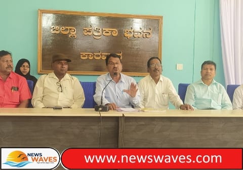 ದುರ್ಗಾಮಾತಾ ಸಹಕಾರಿಯಿಂದ ಠೇವಣಿದಾರರಿಗೆ ಪಂಗನಾಮ; ಠೇವಣಿದಾರರಿಂದ ವಿಧಾನಸೌಧದ‌ ಎದುರು ಪ್ರತಿಭಟನೆ