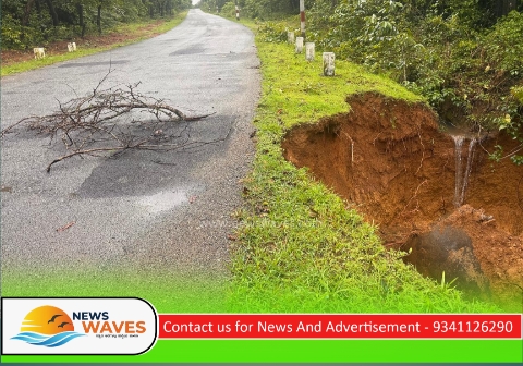 ಜಗಲಬೇಟ್-ಕ್ಯಾಸಲ್‌ರಾಕ್ ರಸ್ತೆಯಲ್ಲಿ ಮಣ್ಣು ಕುಸಿತ