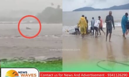 ಅಂಕೋಲಾ: ಅಲೆಗಳ ರಭಸಕ್ಕೆ ಮೂರು ಮೀನುಗಾರಿಕಾ ದೋಣಿ ಮುಳುಗಡೆ